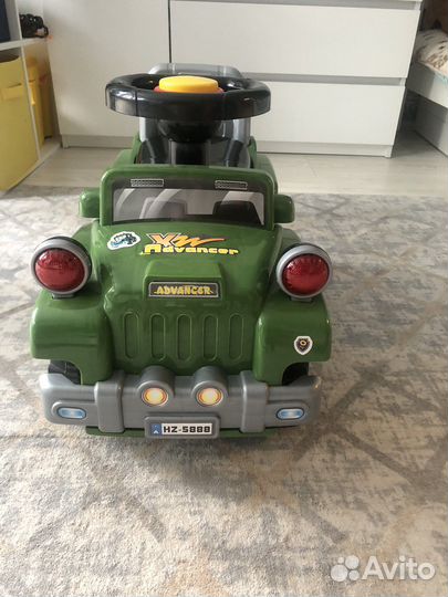 Детский автомобиль