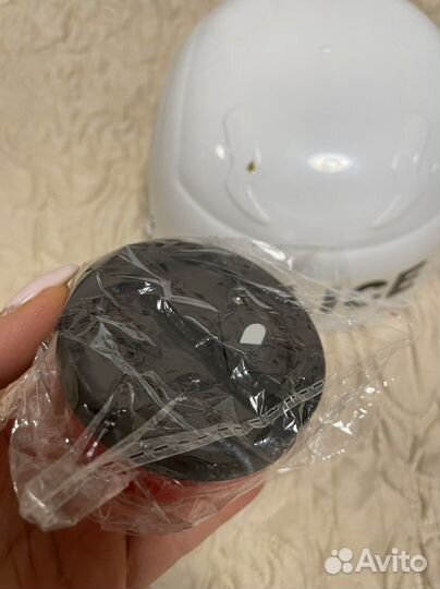 Каска полицейского