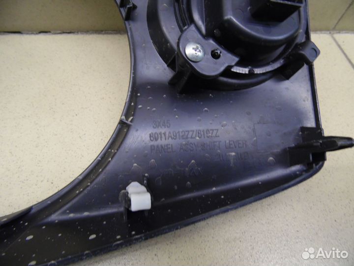 Консоль ASX 2010-2016