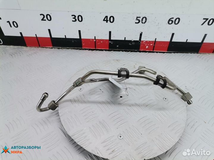 Трубка топливная Audi A6 4F/C6 2005 06E127501F