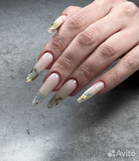 Наращивание ногтей, выкладной френч, маникюр