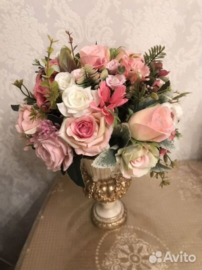 Ваза с цветами