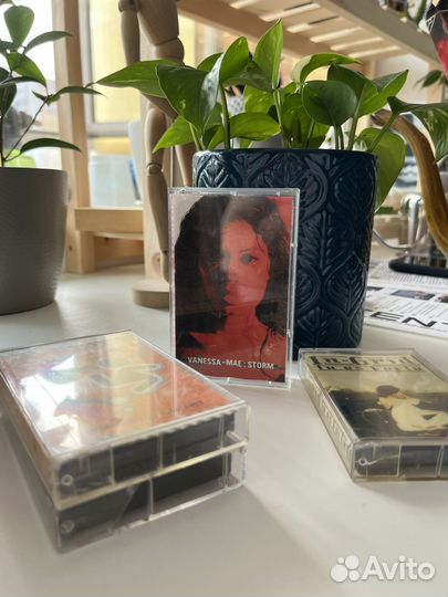 Аудиокассеты разных исполнителей