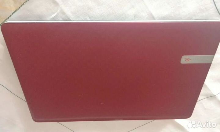 Красный Ноутбук packard bell