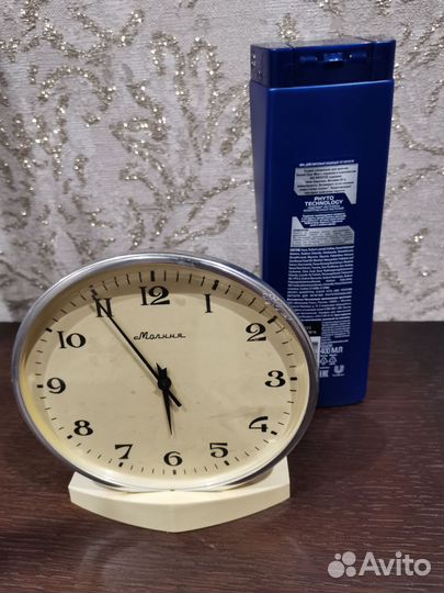 Настольные часы