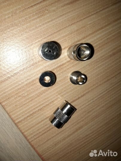 Крепление троса к плоскости