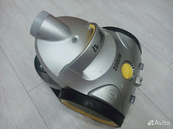 Пылесос Zanussi Zans731