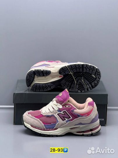 Кроссовки New Balance 2002R (Арт.29500)
