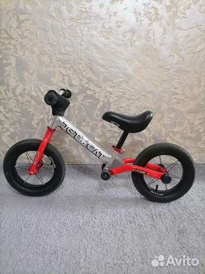 Беговел детский б/у