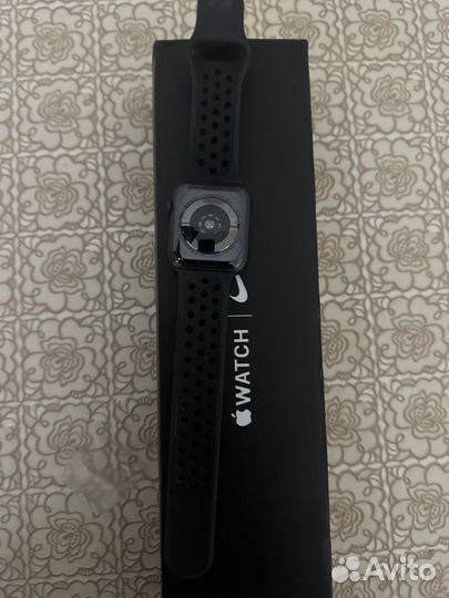 Часы apple watch 5 44 mm nike