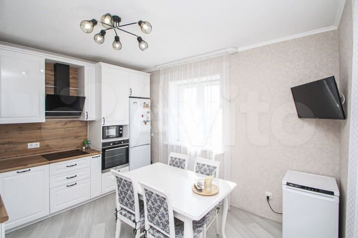 2-к. квартира, 65,5 м², 21/22 эт.
