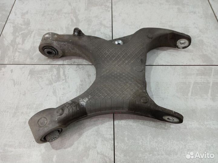 Рычаг подвески нижний задний левый Bmw X5 E70