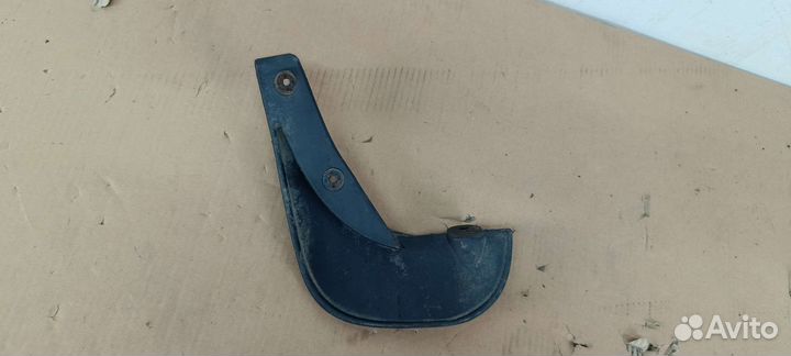 Брызговик Задний Правый Hyundai i20 2008-2014