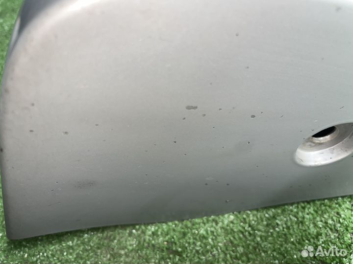 Молдинг заднего правого крыла GMC Yukon GMT800