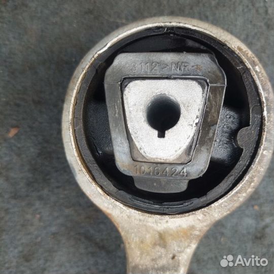 Рычаг подвески передний левый Bmw E87 LCI