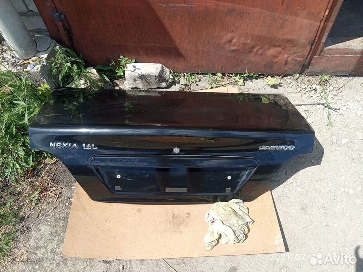 Крышка багажника нексия