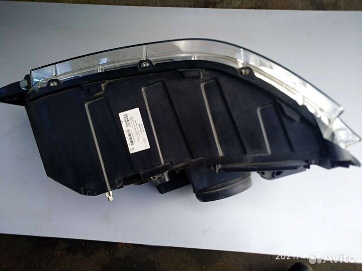 Фара правая Renault T