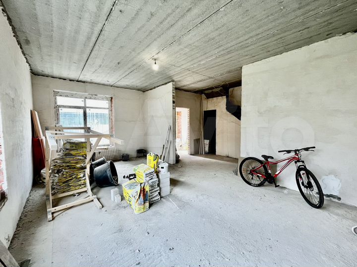 3-к. квартира, 170 м², 2/3 эт.