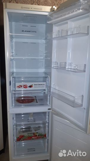 Холодильник Samsung RB37J5000EF