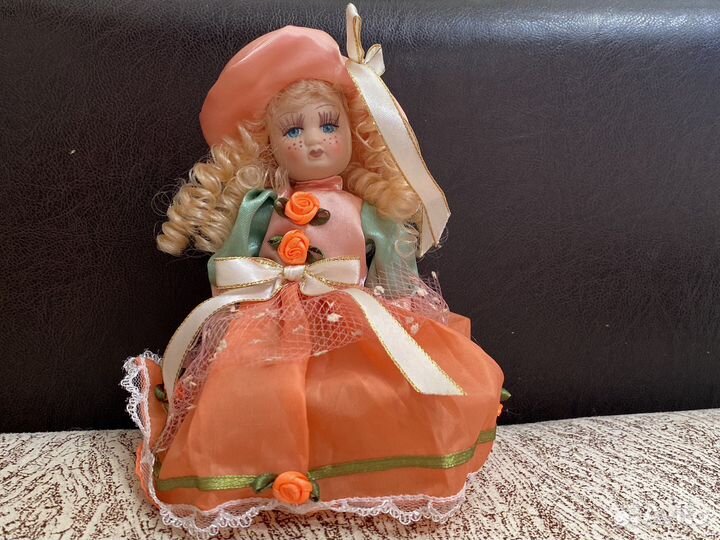 Коллекционная кукла 16см