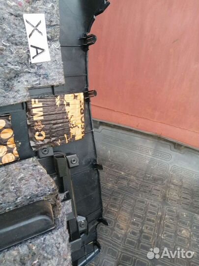 Обшивка багажника Toyota prado 150