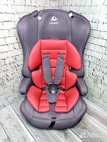 Детское автокресло новое от 9 мес - 12 лет