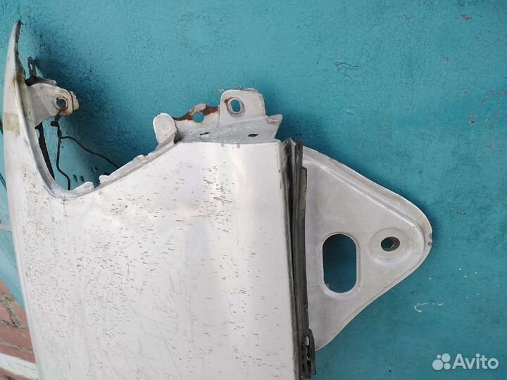 Крыло правое переднее Toyota Crown JZS-141/143