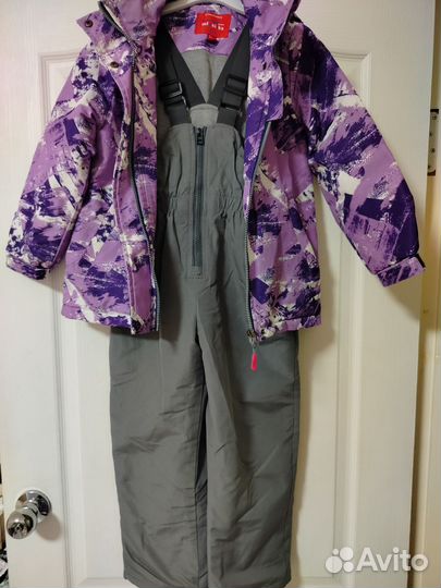 Демисезонный костюм на девочку 116 размер
