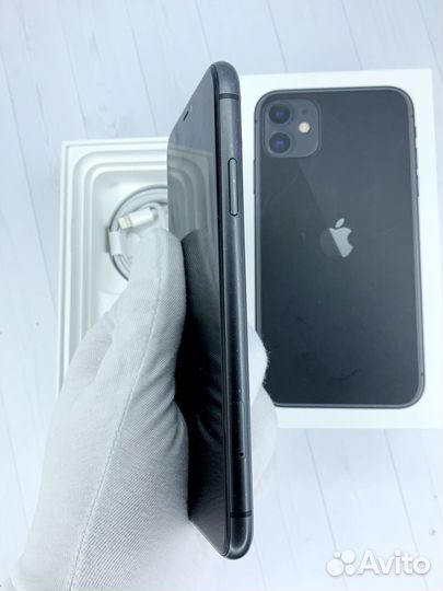 iPhone 11, 64 ГБ