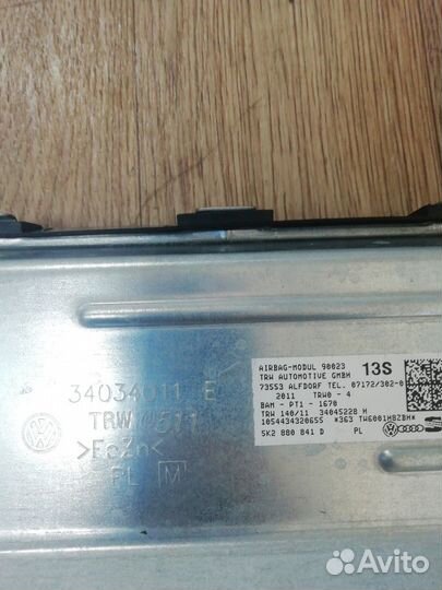 Подушка безопасности для колен Гольф 6