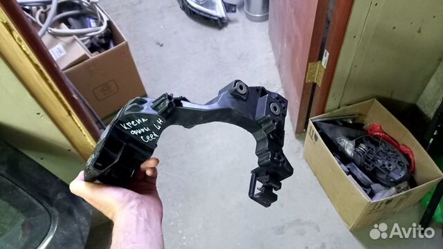 Ухо телевизора левое Ceed 2 2012-2018