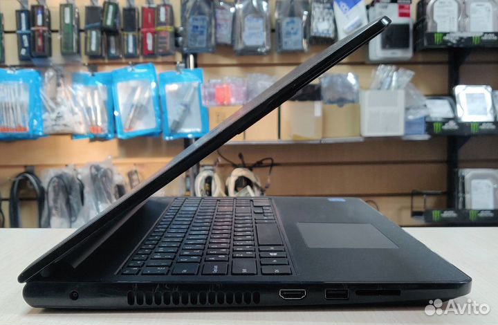 Ноутбук dell Inspiron 15/15.6