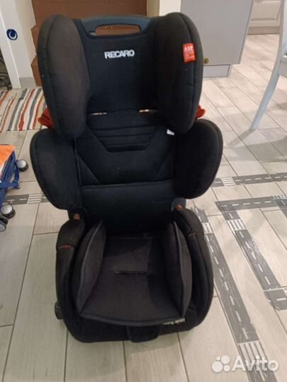 Детское автокресло бу 9-18кг recaro