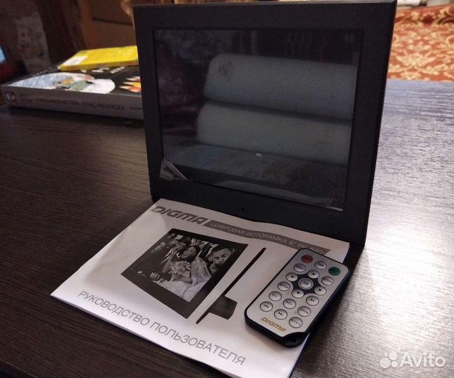 Цифровая фоторамка Digma 8 дюймов