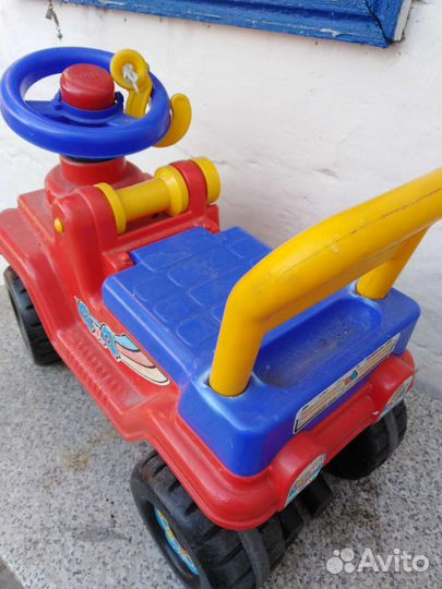 Детская машинка каталка