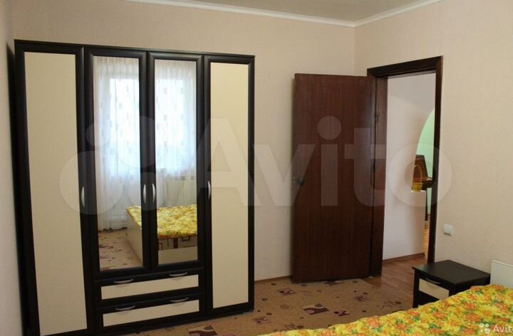 3-к. квартира, 74 м², 4/10 эт.