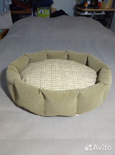 Лежанка для кота или маленькой собачки