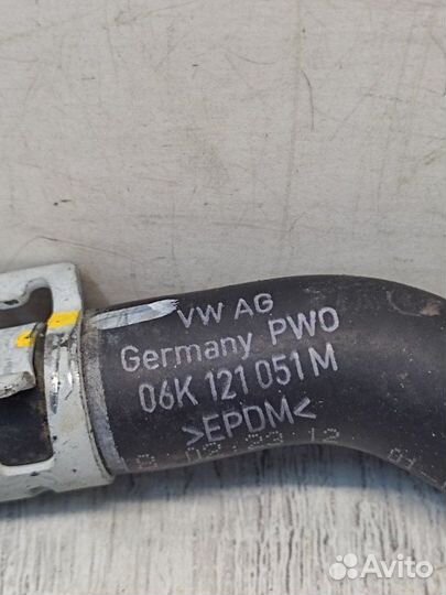 Патрубок системы охлаждения Volkswagen Tiguan 2