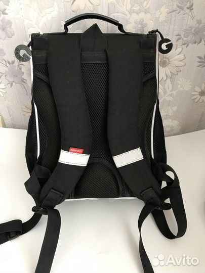 Школьный рюкзак grizzly