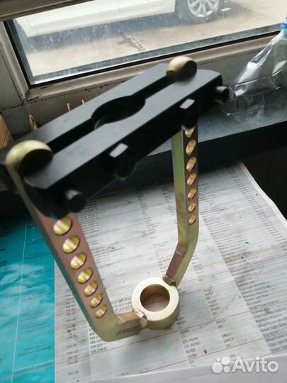 Съемник шруса универсальный