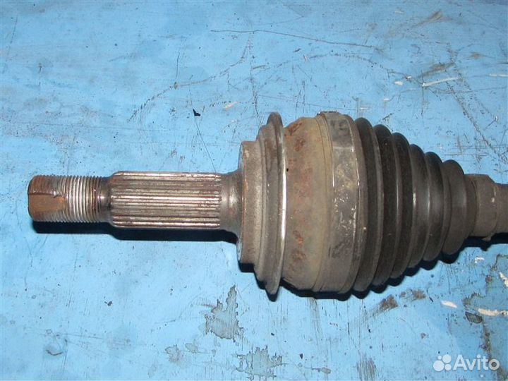 Привод передний правый Toyota Vitz NSP130 1NR FE