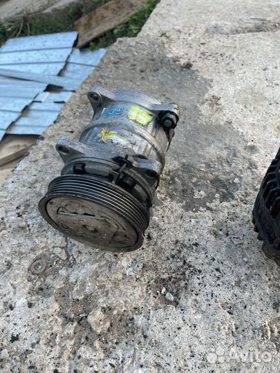 Компрессор кондиционера volvo s40