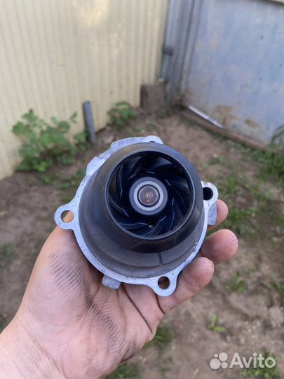 Помпа для volkswagen passat