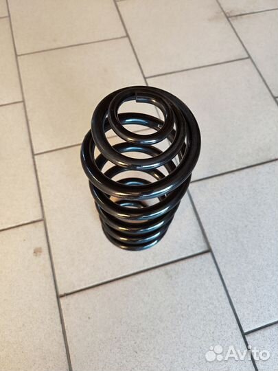 Пружина подвески задняя BMW X5