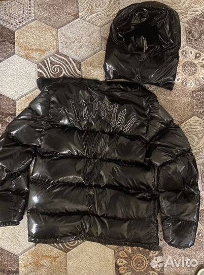 Пуховик trapstar глянцевый
