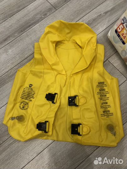Детский надувной жилет