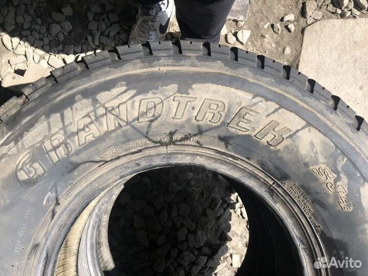 Dunlop Grandtrek SJ4 31/10.5 R15