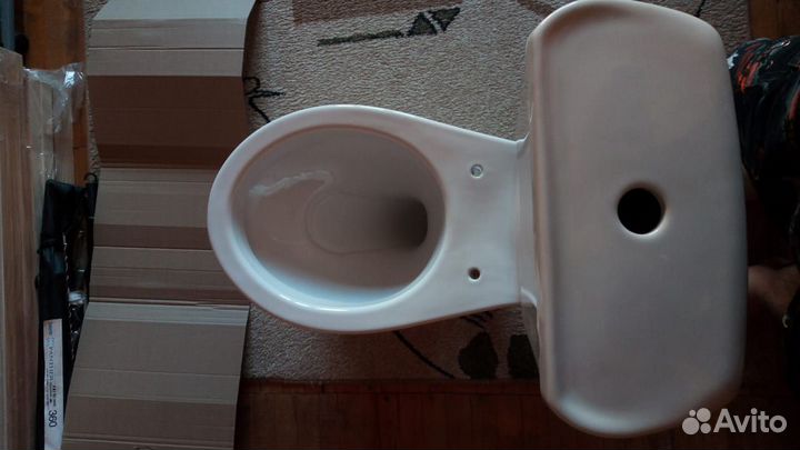 Унитаз новый