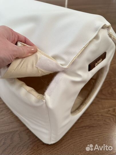 Домик для маленькой собачки или кошки