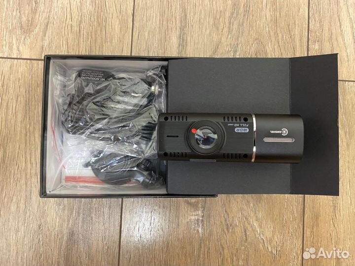 Видеорегистратор camshel dvr 240